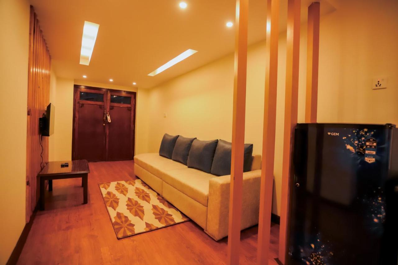 Kathmandu Business Hotel 外观 照片