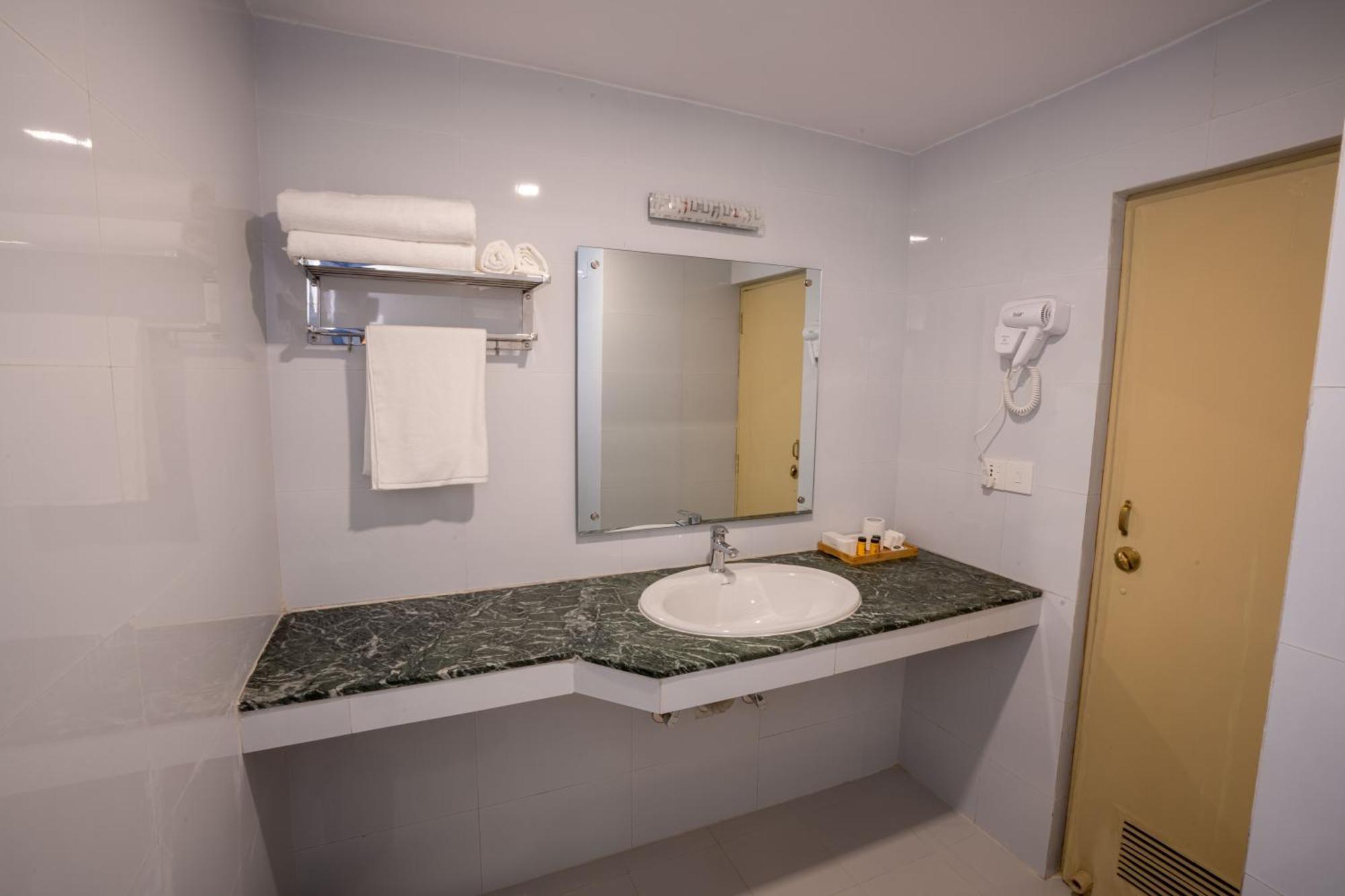Kathmandu Business Hotel 外观 照片