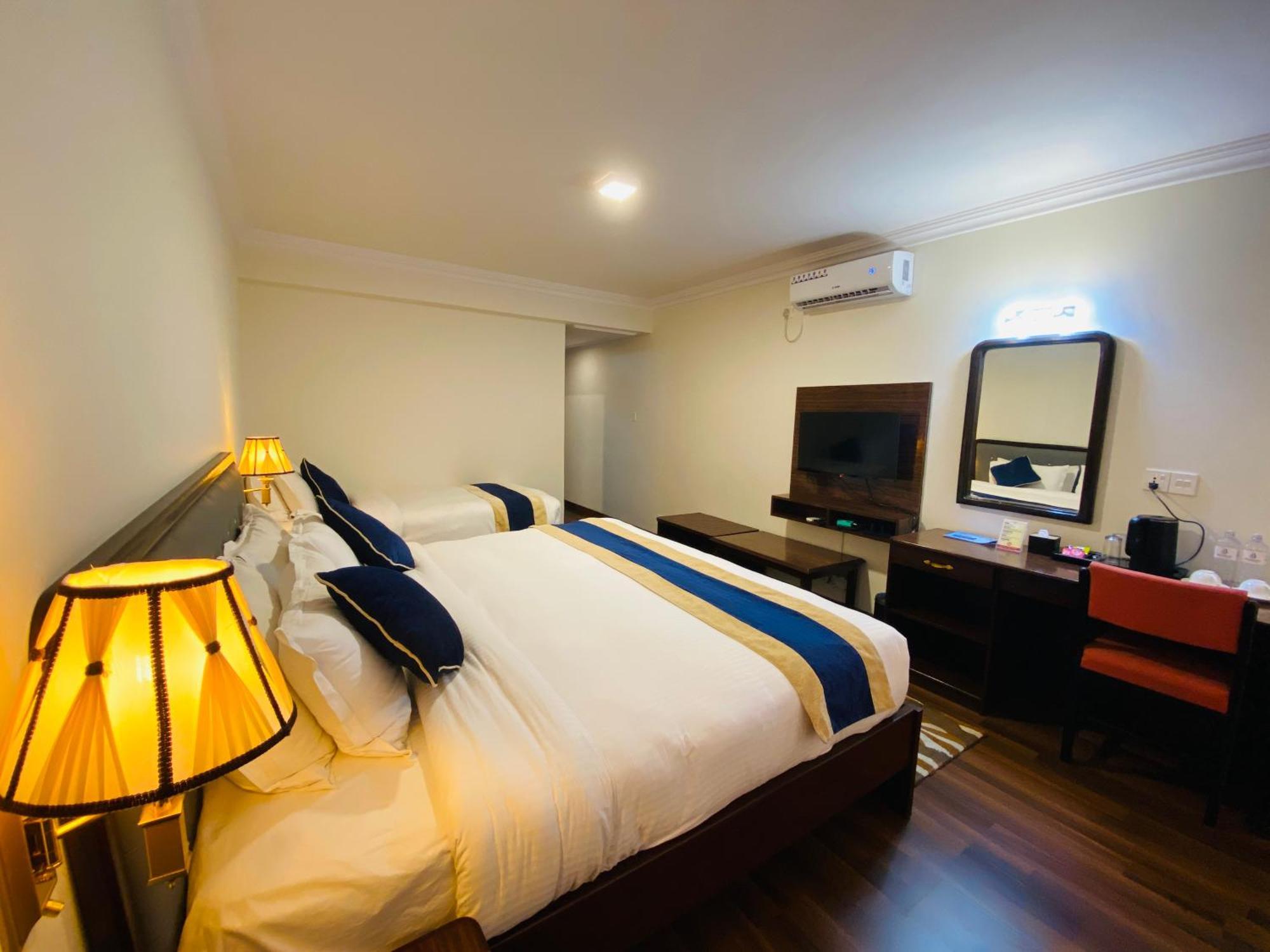 Kathmandu Business Hotel 外观 照片