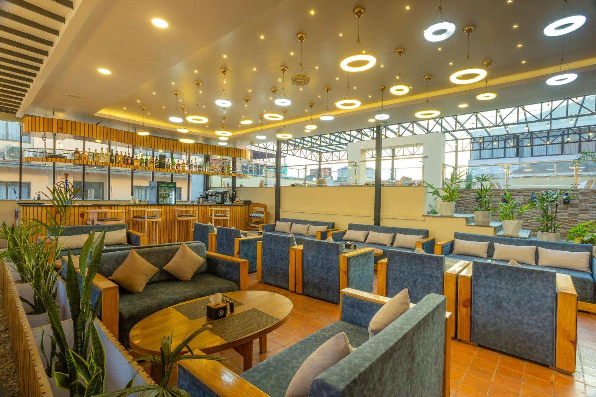 Kathmandu Business Hotel 外观 照片