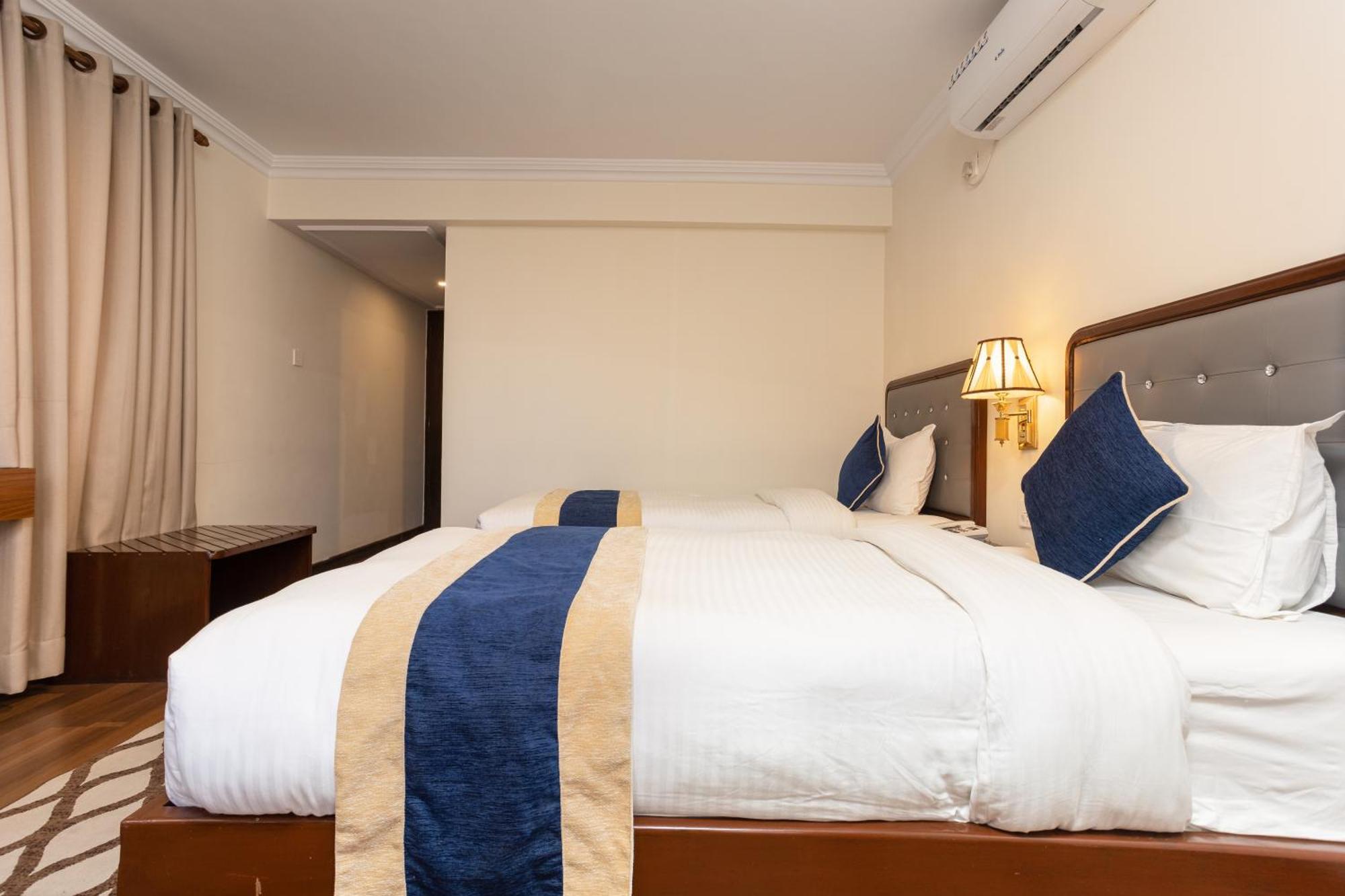 Kathmandu Business Hotel 外观 照片